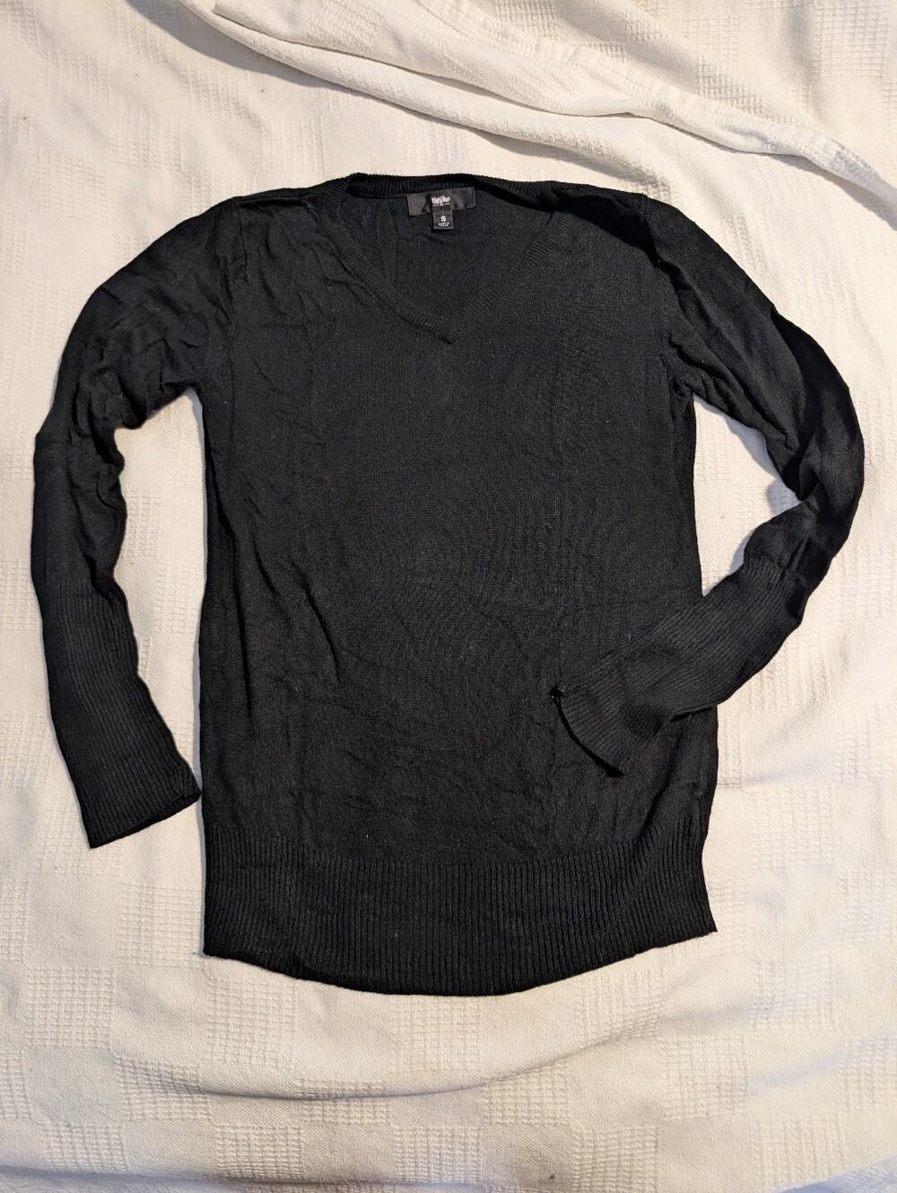 Mossimo Women's Black V-Neck Sweater